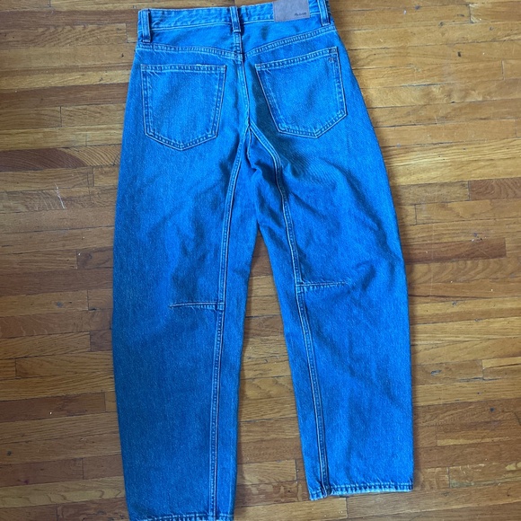Madewell The Darted Barrel-leg jean - Picture 4 of 4